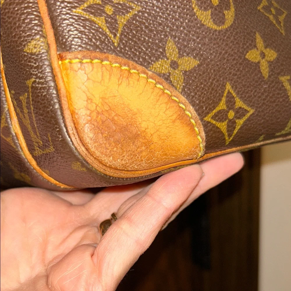 Louis Vuitton Monogram Brown Reporter Bag - Picture 3 of 16